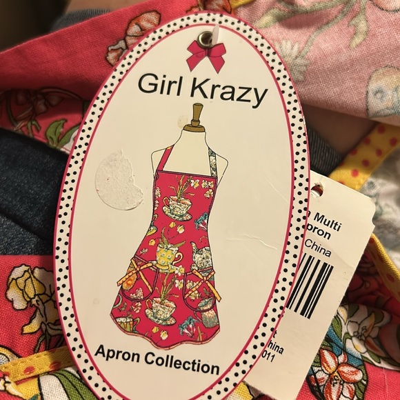 NWT Girl Krazy Little Girls Apron Dark Pink W/ Floral Teacups Teapot Print OSFM - Picture 6 of 7